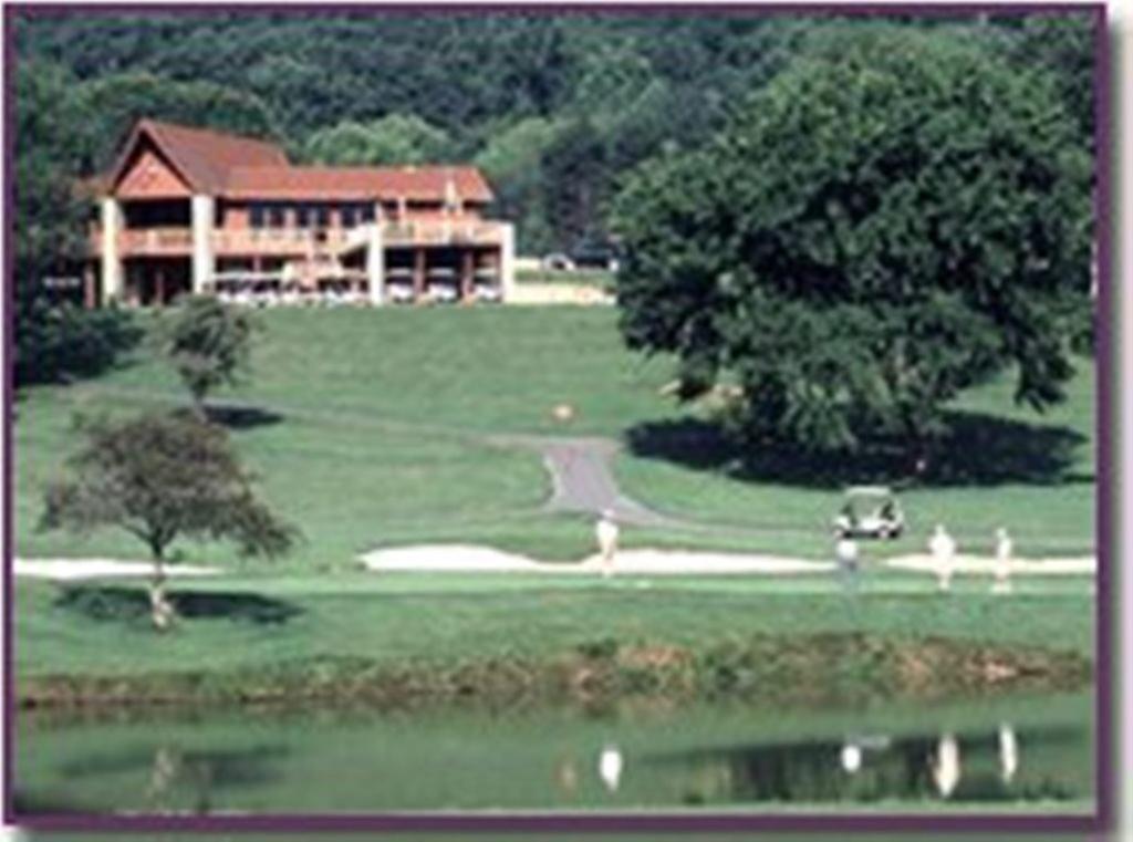 Cacapon State Park Lodge Berkeley Springs Bagian luar foto