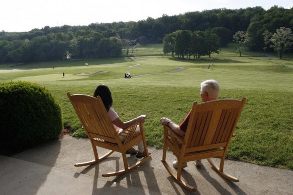 Cacapon State Park Lodge Berkeley Springs Bagian luar foto